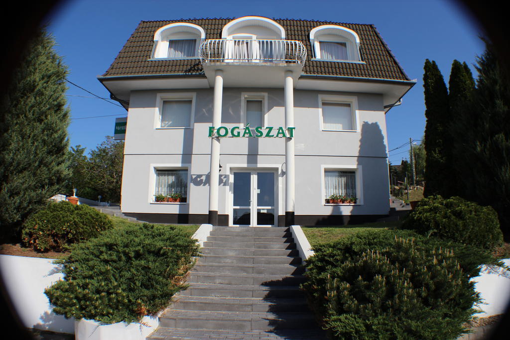 Hotel Menthol Budapest Exterior photo